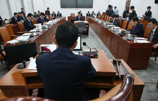 국회 지방재정·분권특별위원회는 31일(월) 전체회의를 열었다.