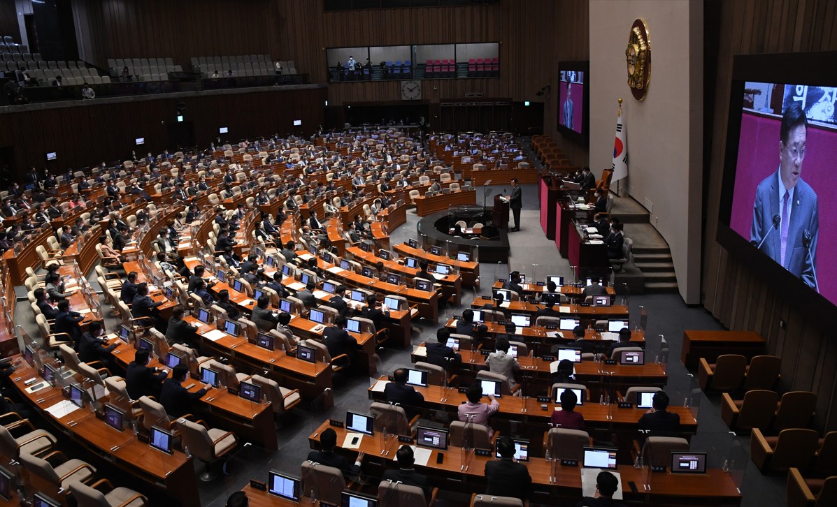 정진석 국민의힘 비상대책위원장이 29일(목) 제400회국회(정기회) 제9차 본회의에서 열린 교섭단체대표연설을 하고 있다.(사진=뉴시스)