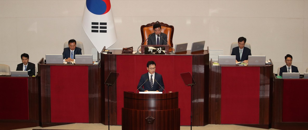 박광온 더불어민주당 원내대표가 18일(월) 제410회국회(정기회) 제6차 본회의에서 교섭단체대표연설을 하고 있다.(사진=뉴시스)